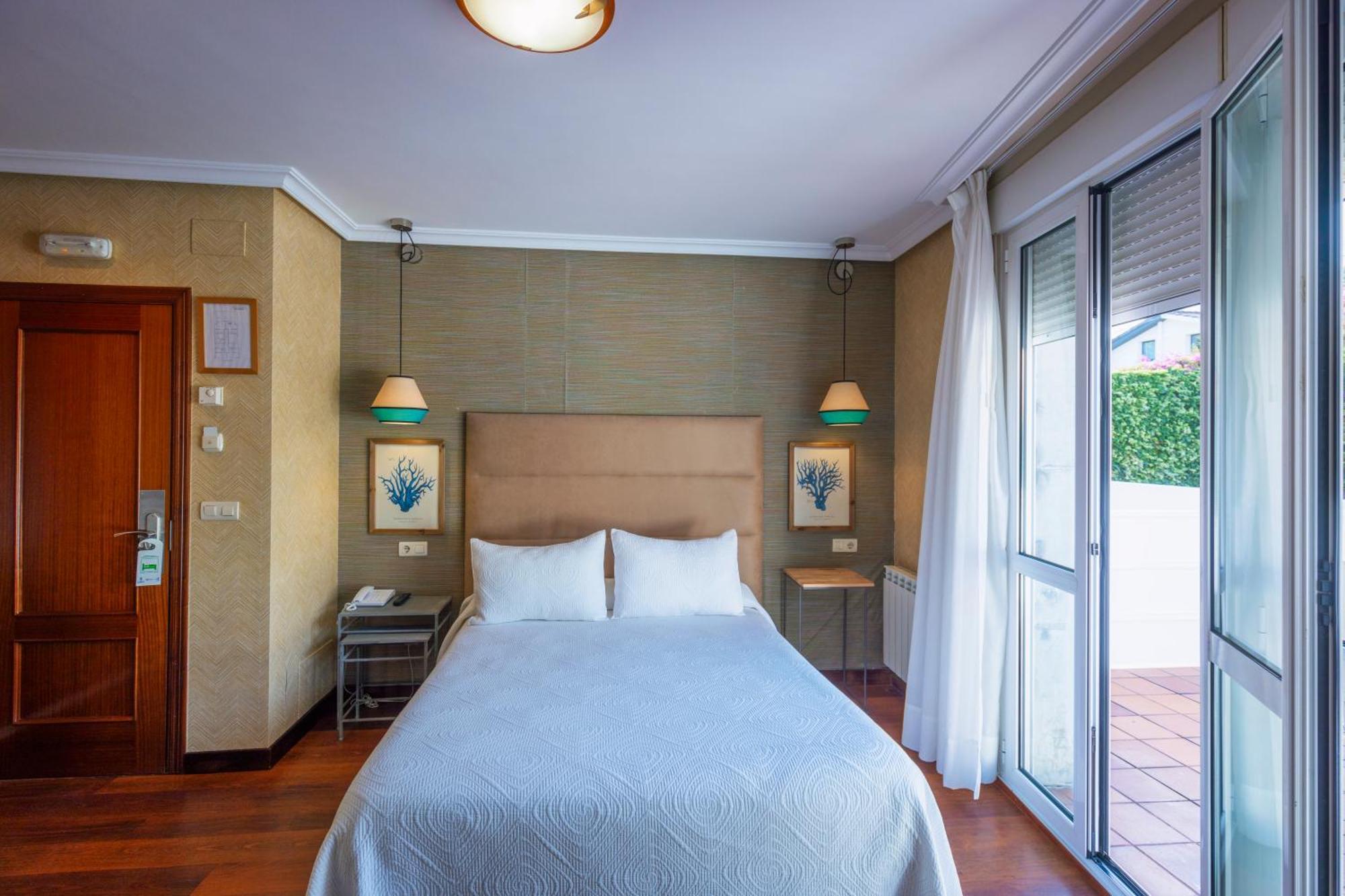Hotel Verdemar Рибадесела Екстериор снимка